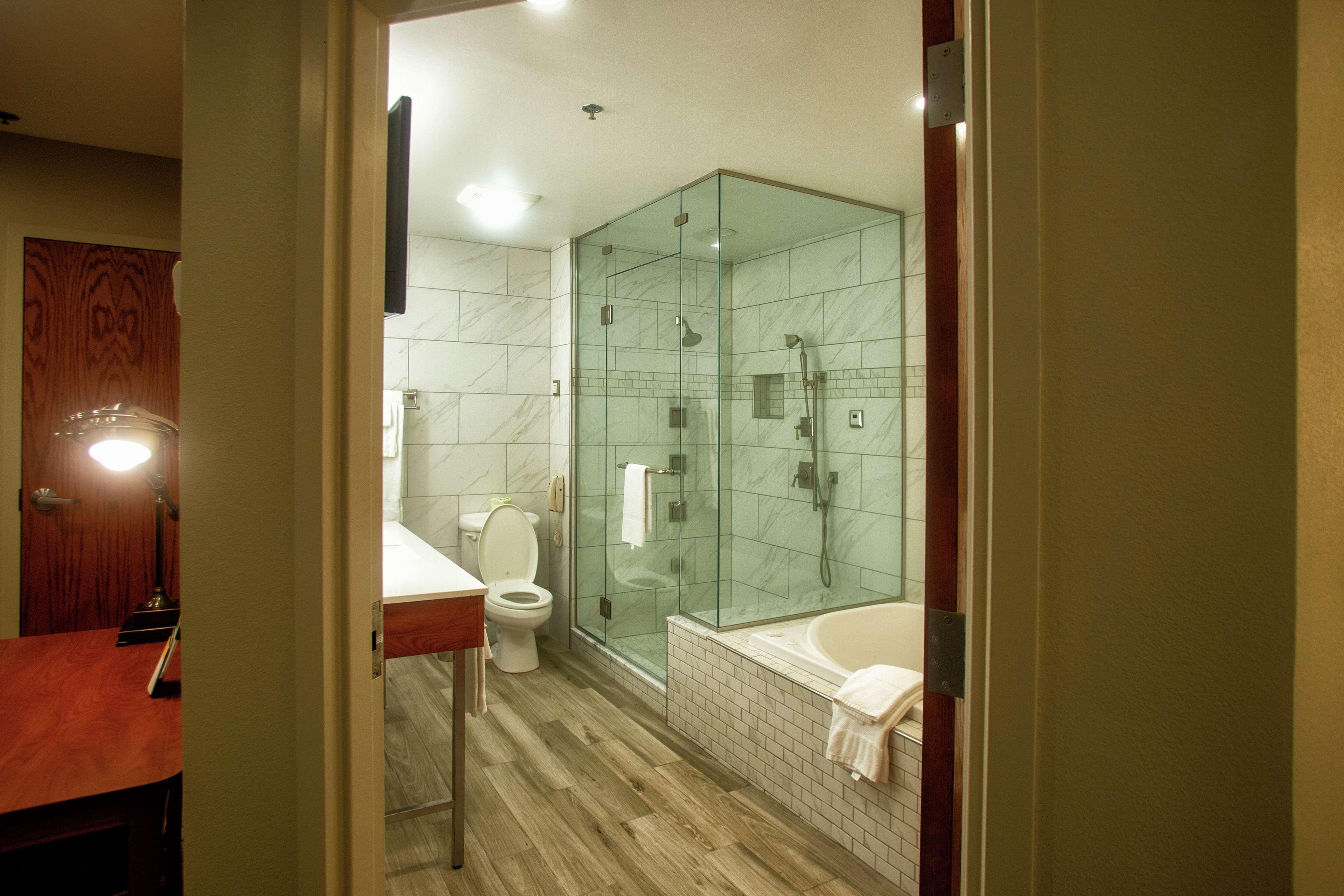 Hampton Inn Wheeling Buitenkant foto