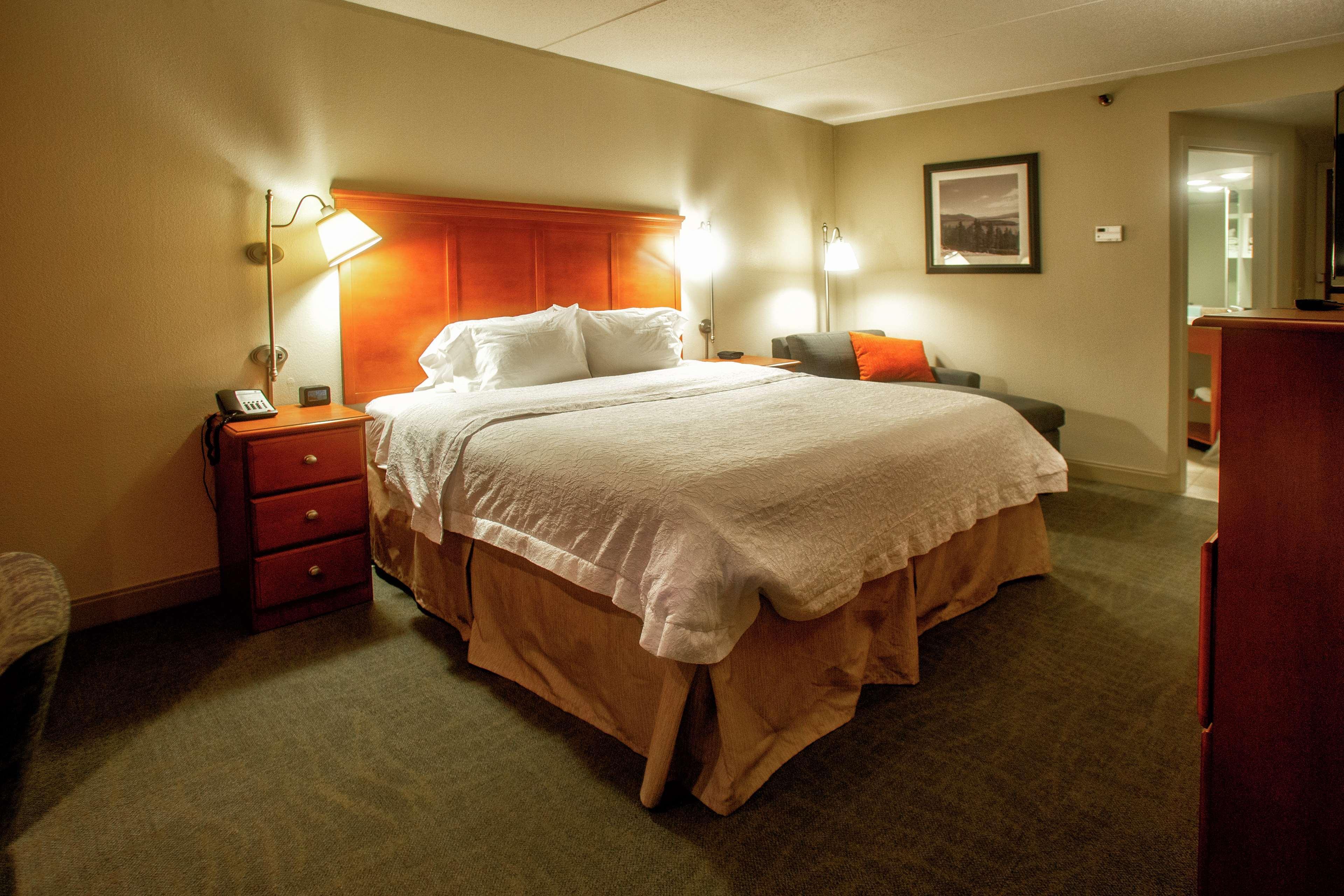 Hampton Inn Wheeling Buitenkant foto