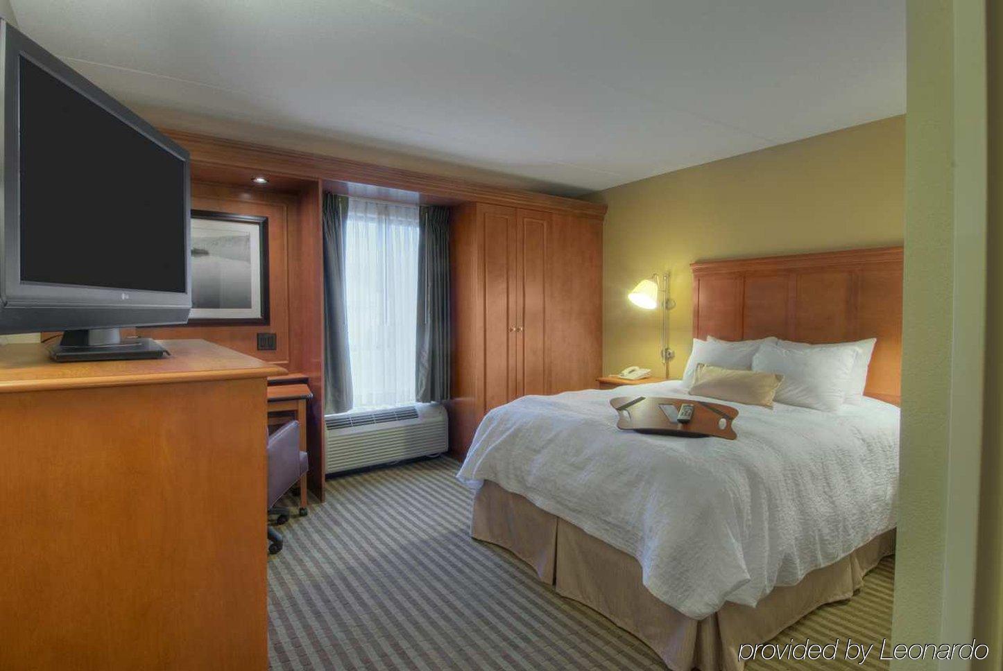 Hampton Inn Wheeling Kamer foto